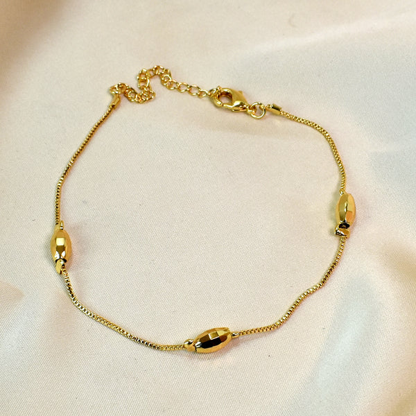 Golden Gleam: Oval Ball Anklet