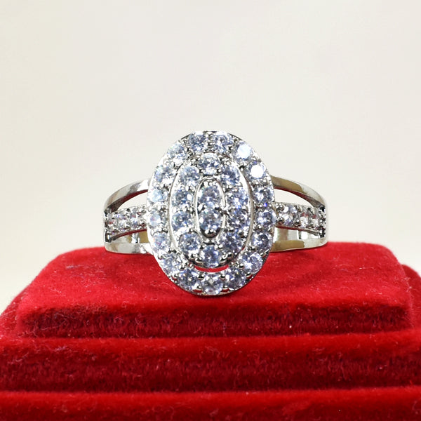 Elegant Radiance: Silver Oval CZ Ring