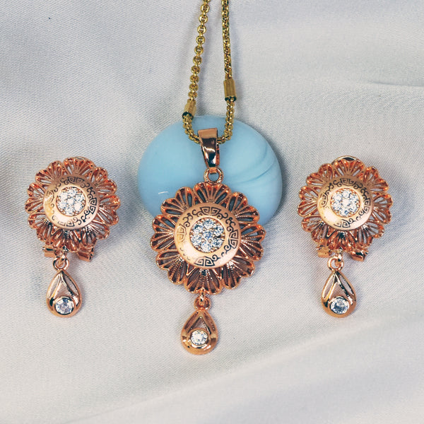 Intricate Floral Design with Sparkling Accents Necklace Set