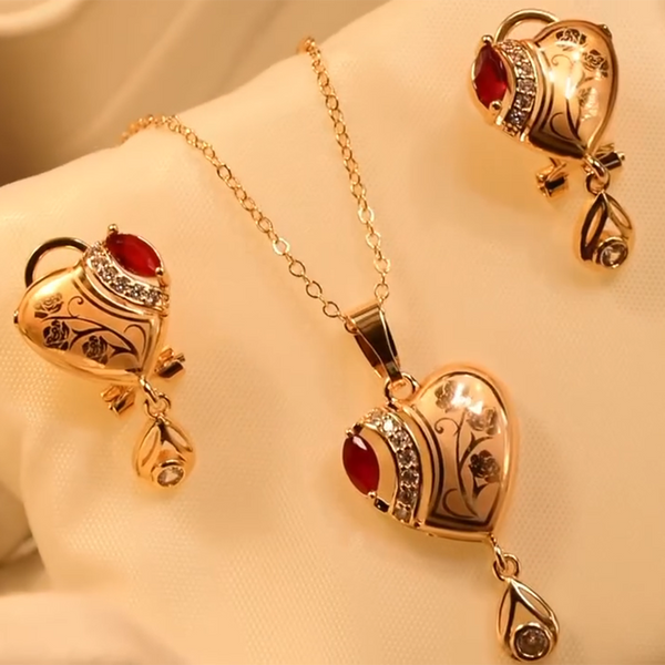 Exquisite Heart Shaped Red Stone Necklace Set