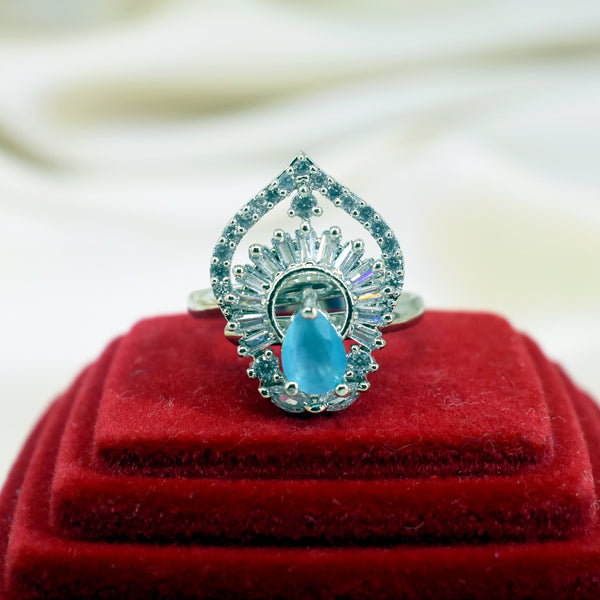 Aquamarine Opulence: Classy Shiny Royal Aqua AD Ring